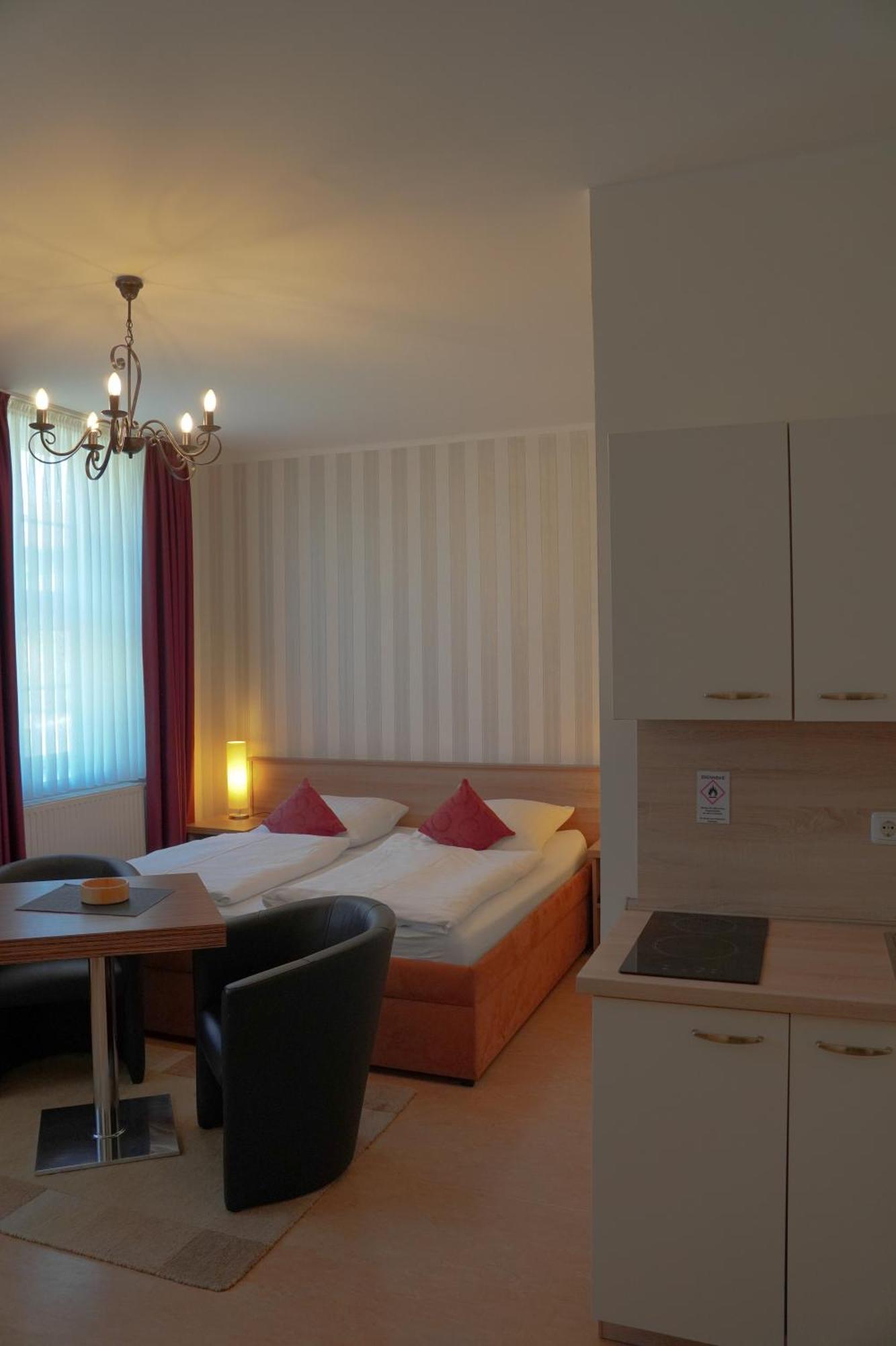 Apartmenthaus Gutenberg 78 Potsdam Exterior photo